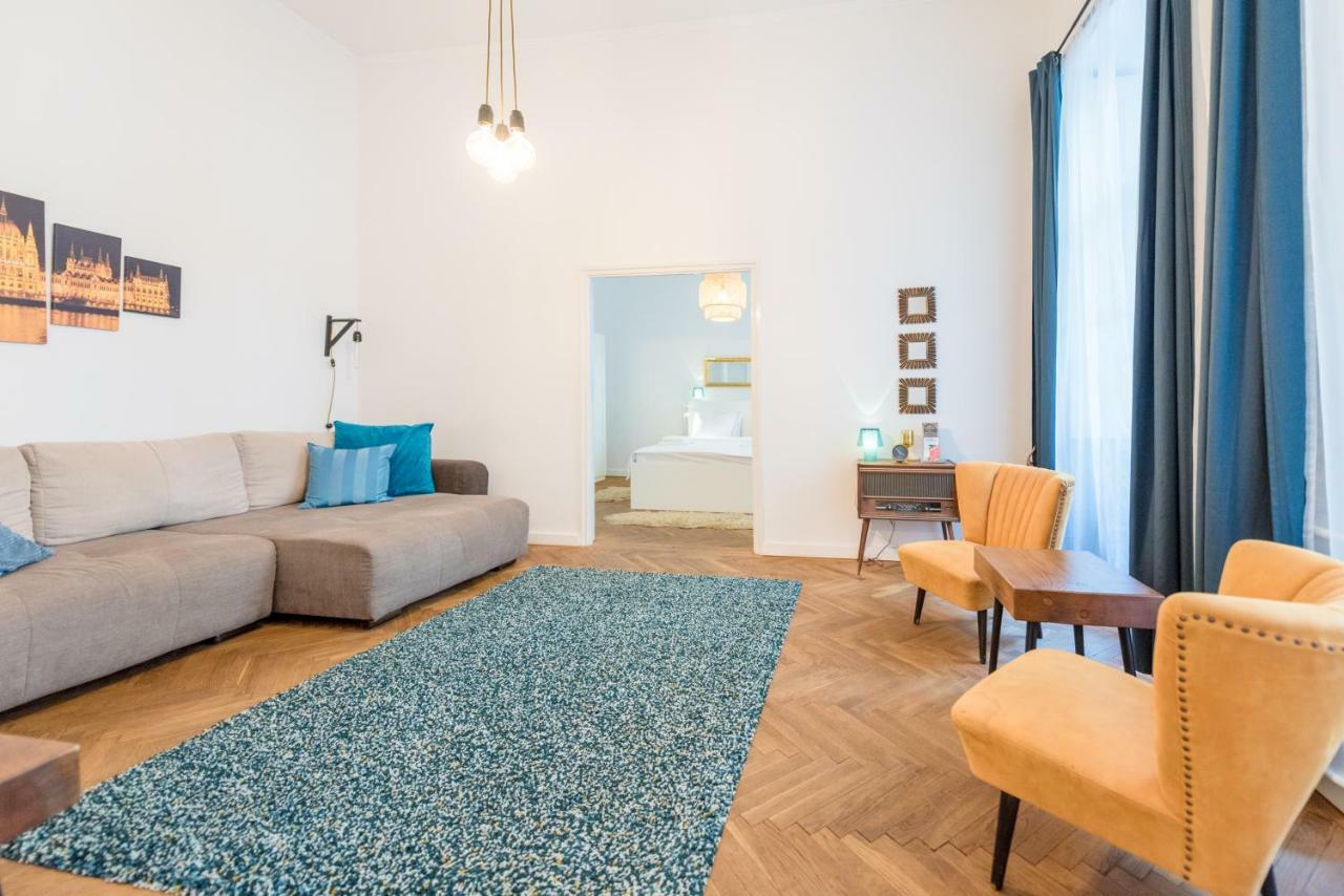 Oasis Apartments - Liberty Square Budapest Luaran gambar