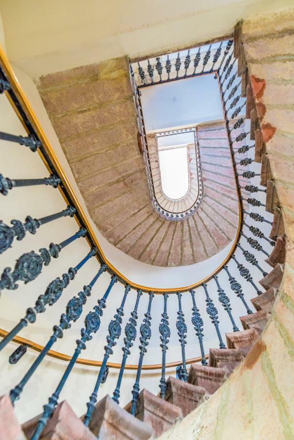 Oasis Apartments - Liberty Square Budapest Luaran gambar
