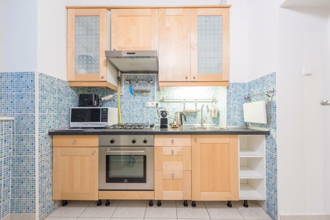 Oasis Apartments - Liberty Square Budapest Luaran gambar